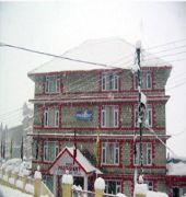 Hotel President Manāli Exteriör bild